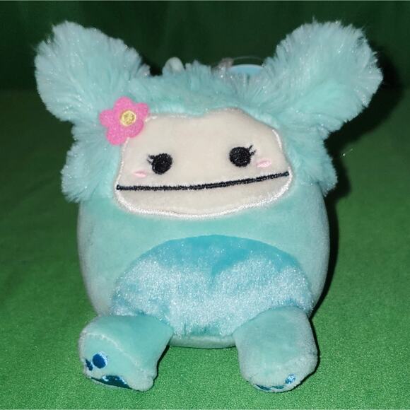 Squishmallows Blue Plush Accessory - Picture 1 of 7